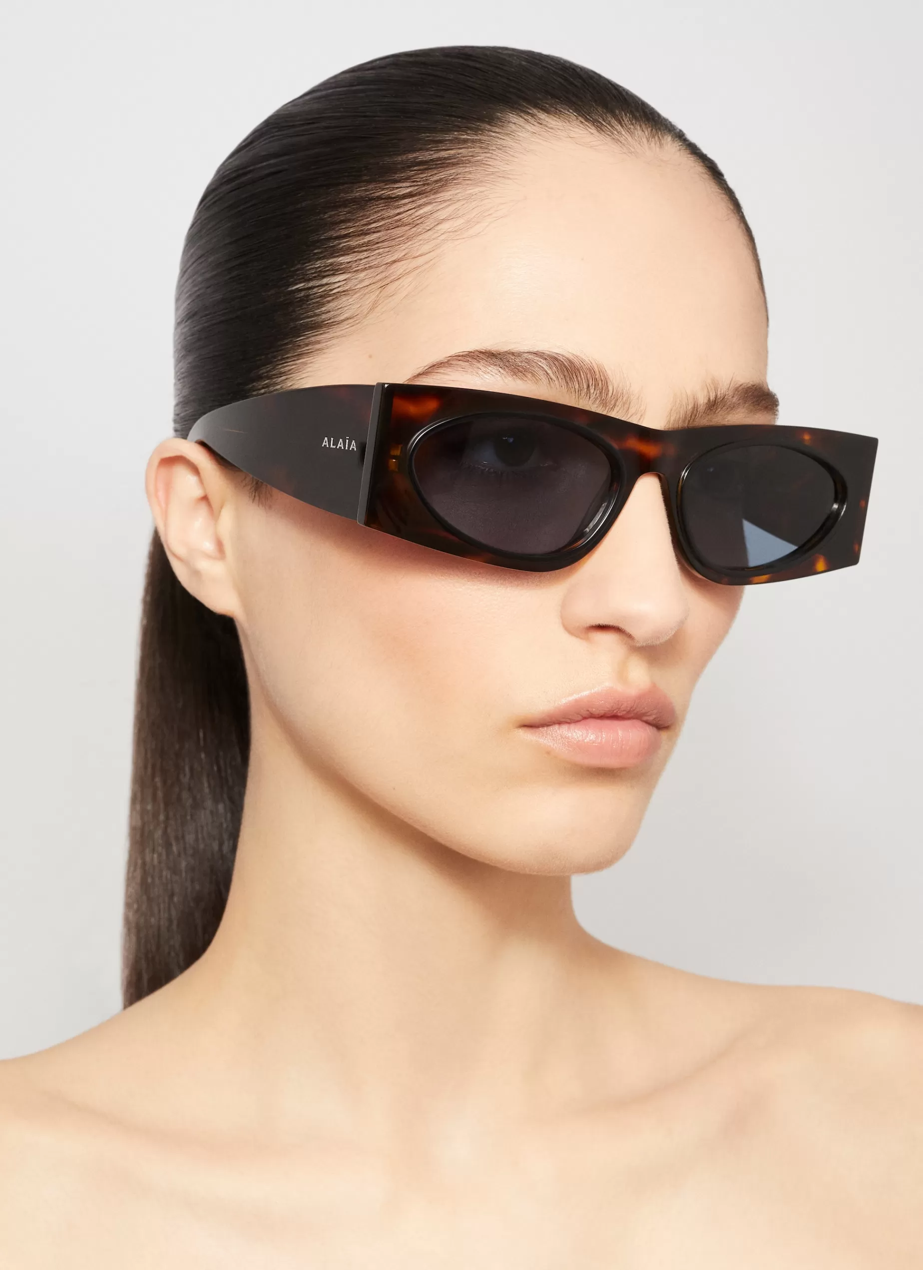 Alaïa CAT-EYE-SONNENBRILLE< Sonnenbrillen