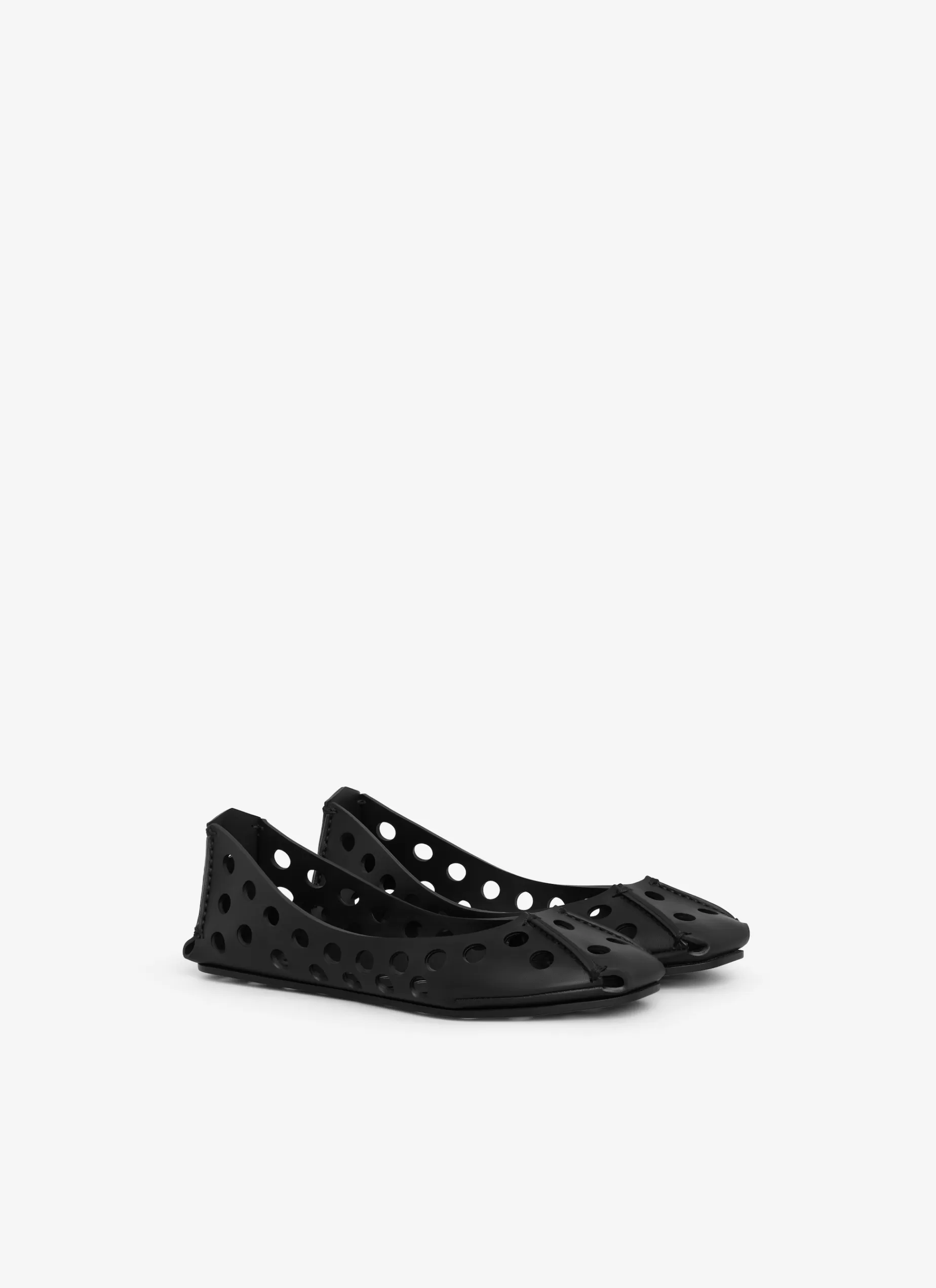 Alaïa FLACHE BALLERINAS PERFO AUS KALBSLEDER< Flache Schuhe | La Ballerine