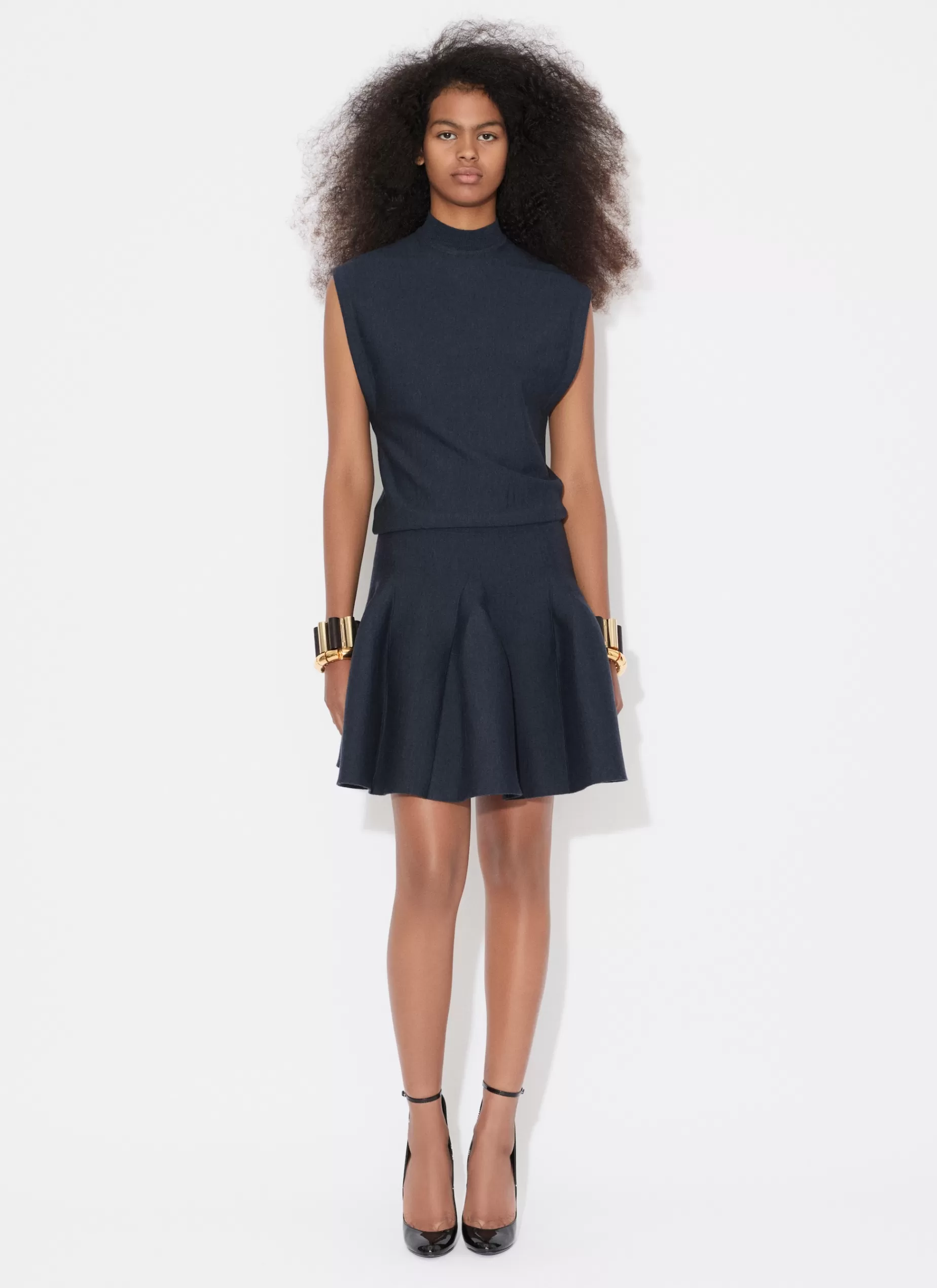 Alaïa STRICKKLEID MIT FLÜGELÄRMELN UND SKULPTURALEN GODETS< Strickwaren | Kleider
