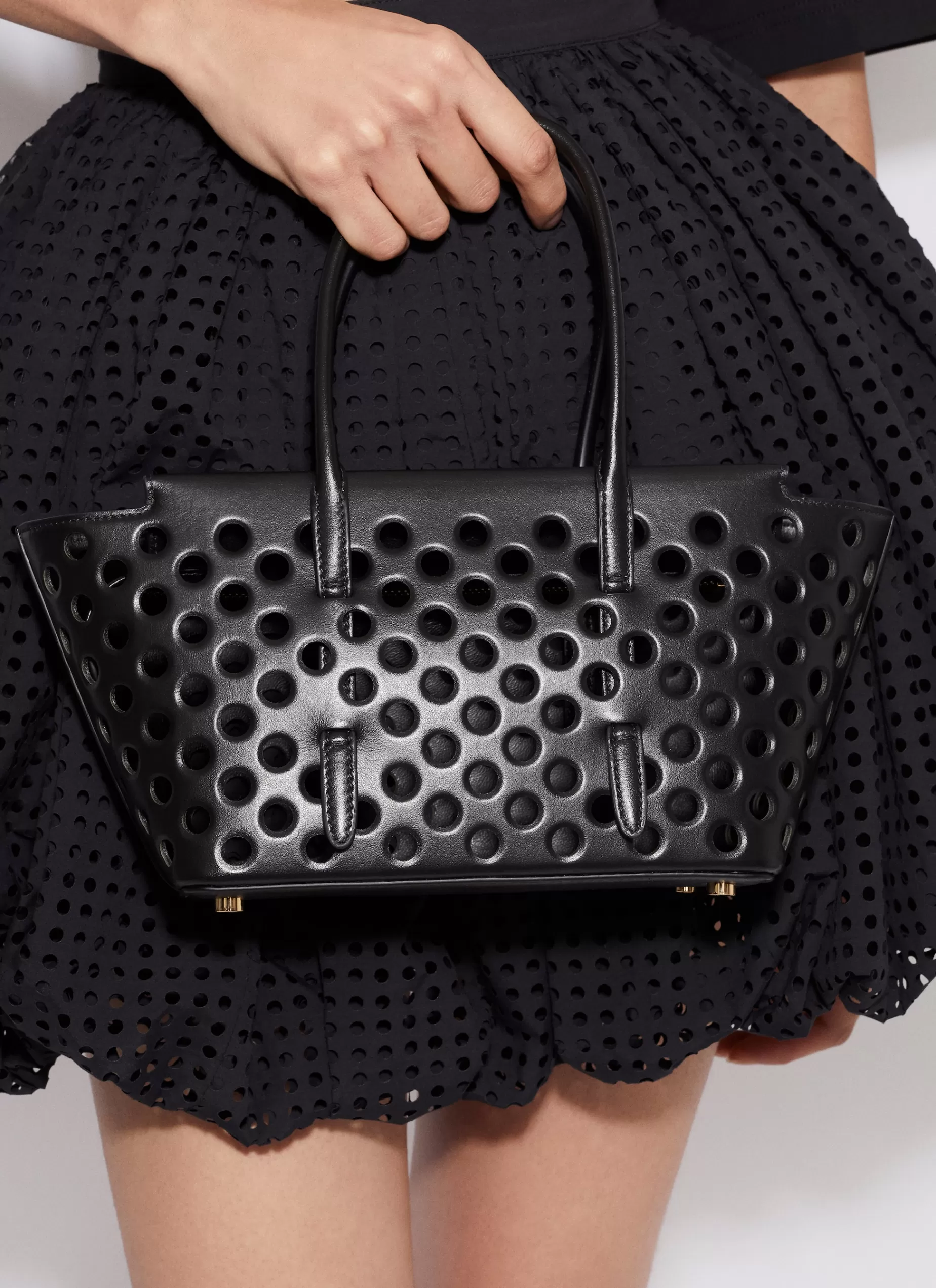 Alaïa TASCHE NEO MINA 20 AUS PERFORIERTEM KALBSLEDER< Kleine Taschen | Handtaschen